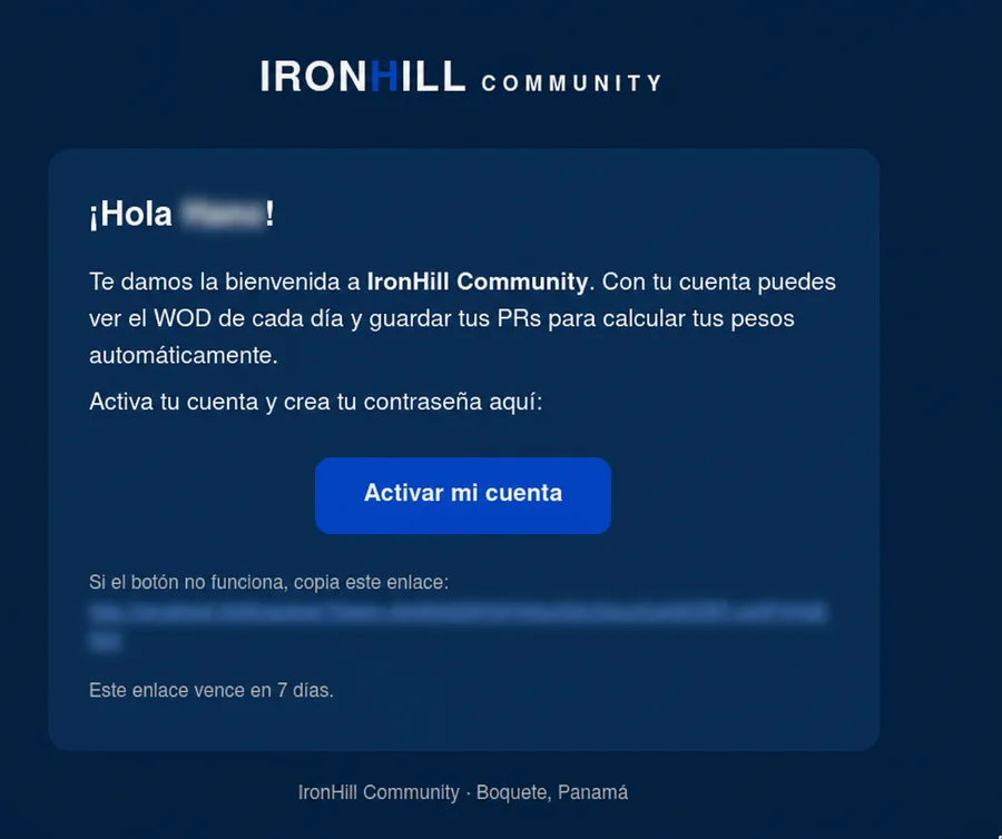 Correo de bienvenida de IronHill con el botón Activar mi cuenta; el nombre y el enlace están ocultos